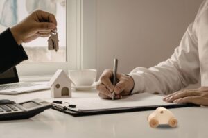 Consórcio de Imóvel ou Financiamento: Qual Vale Mais a Pena em 2025?